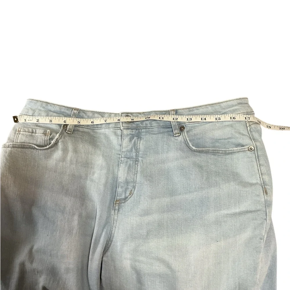 LOFT Light Wash women’s Jeans – Size 31 / 12‎
